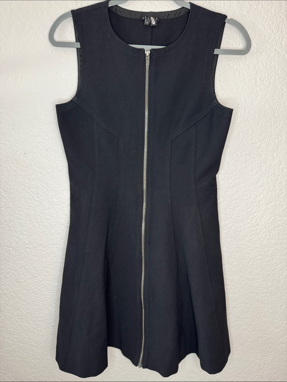 Theory Zip Down Front Little Black Dress Size 6 Pleated - Picture 2 of 5